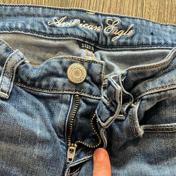American Eagle Skinny Jeans Stretch Denim Cotton Blend Medium Wash Blue Size 2 - Picture 7 of 11